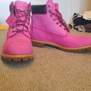 Susan g komen pink timberlands size 14